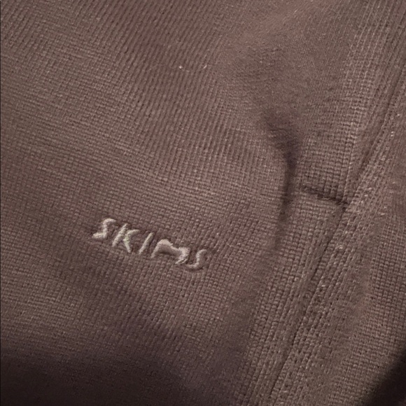 NWT SKIMS Boyfriend Fleece Straight Leg Pants in Espresso Size M - Picture 5 of 5